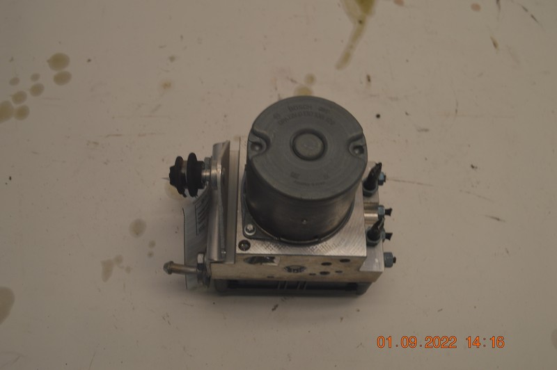2013 AUDI A8 3.0L QUATTRO ANTI LOCK ABS BRAKE PUMP MODULE UNIT OEM