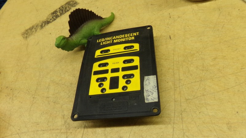 LIN-167 LED/Incandescent Light MOnitor *Free Shipping*