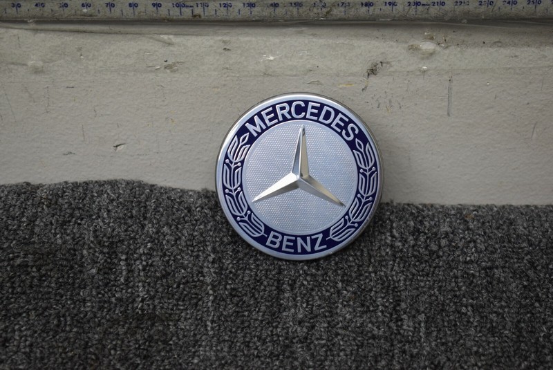 MERCEDES BENZ CENTER WHEEL CAP EMBLEM FACTORY OEM