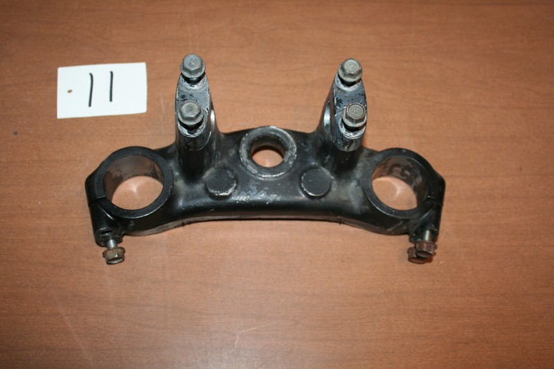 1984 Honda CR 250R Triple Tree Top Bridge Top Clamp OEM 84B
