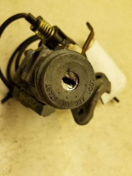 04 05 06 SCION XA IGNITION SWITCH