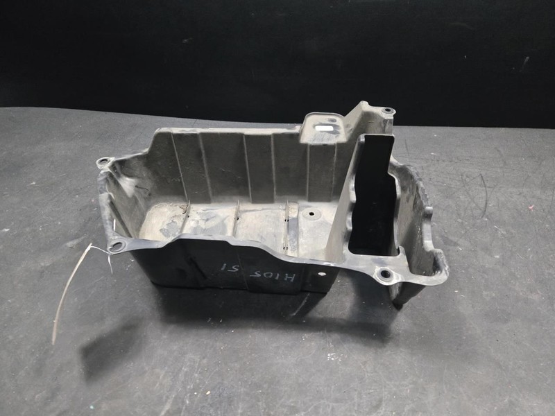 Middle Floor Rear Under Cover Splash Shield 2019 Honda CR-V 74627-TLB-A00 17-22