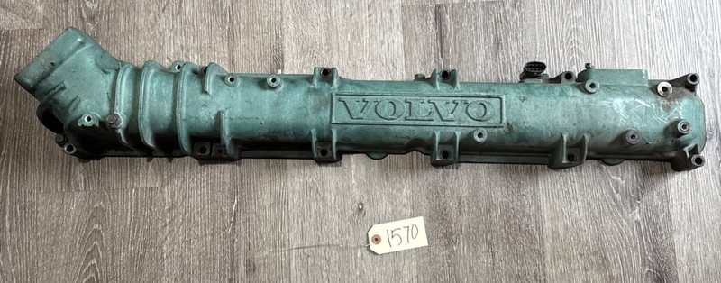 VOLVO D13 INTAKE MANIFOLD 20898978