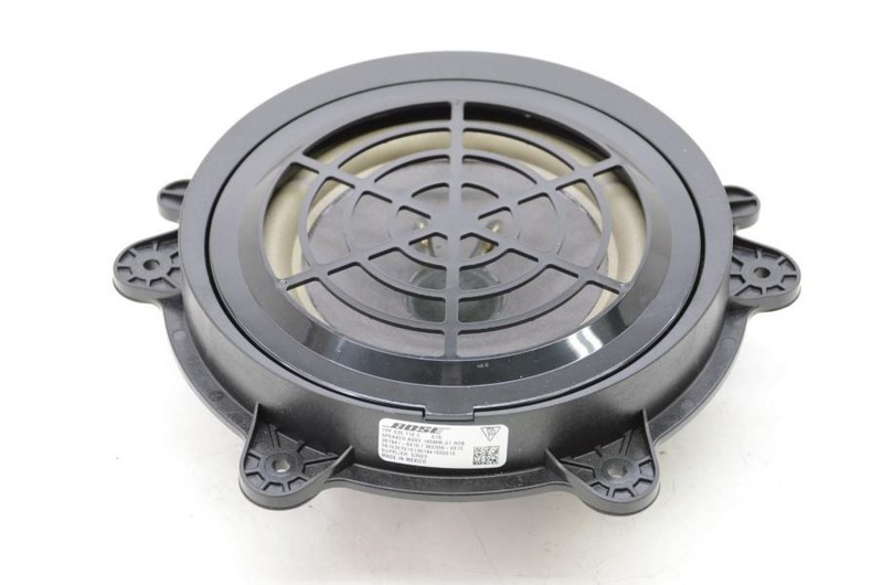 2015-2018 Porsche Macan 2.0L Passenger Right Rear Door Bose Speaker