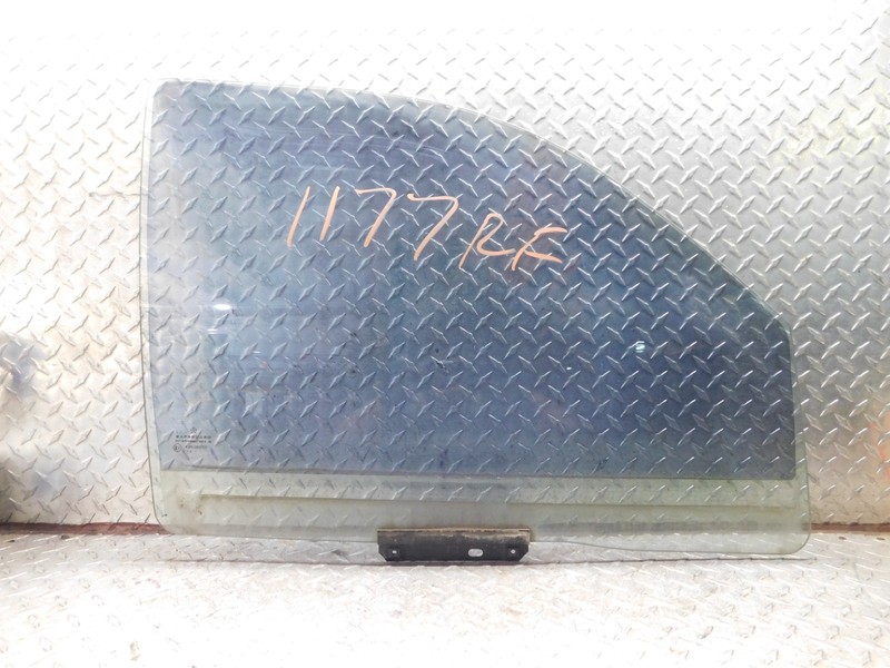 1998-2003 DODGE DURANGO RIGHT PASSENGER FRONT DOOR WINDOW GLASS