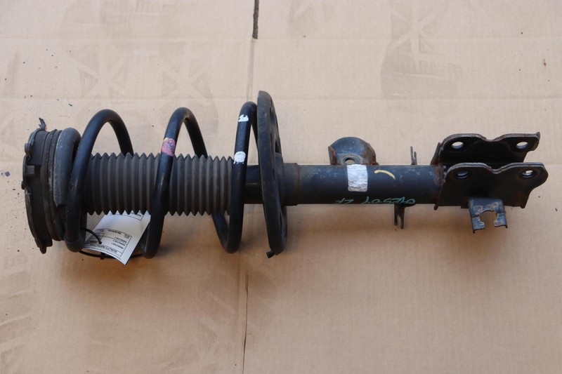 2016-2020 INFINITI QX60 AWD FRONT LEFT DRIVER SIDE SHOCK STRUT ABSORBER OEM