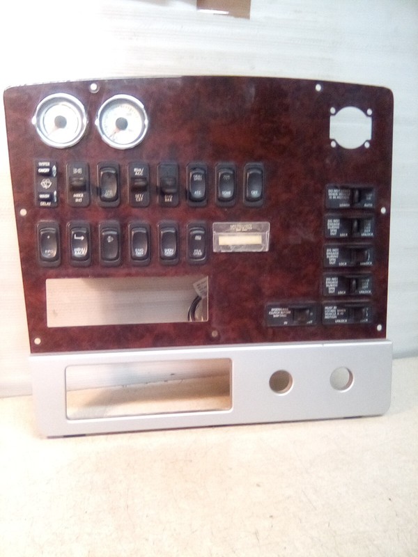 2022 Freightliner Coronado 22-64402-001 Dash Switch Panel