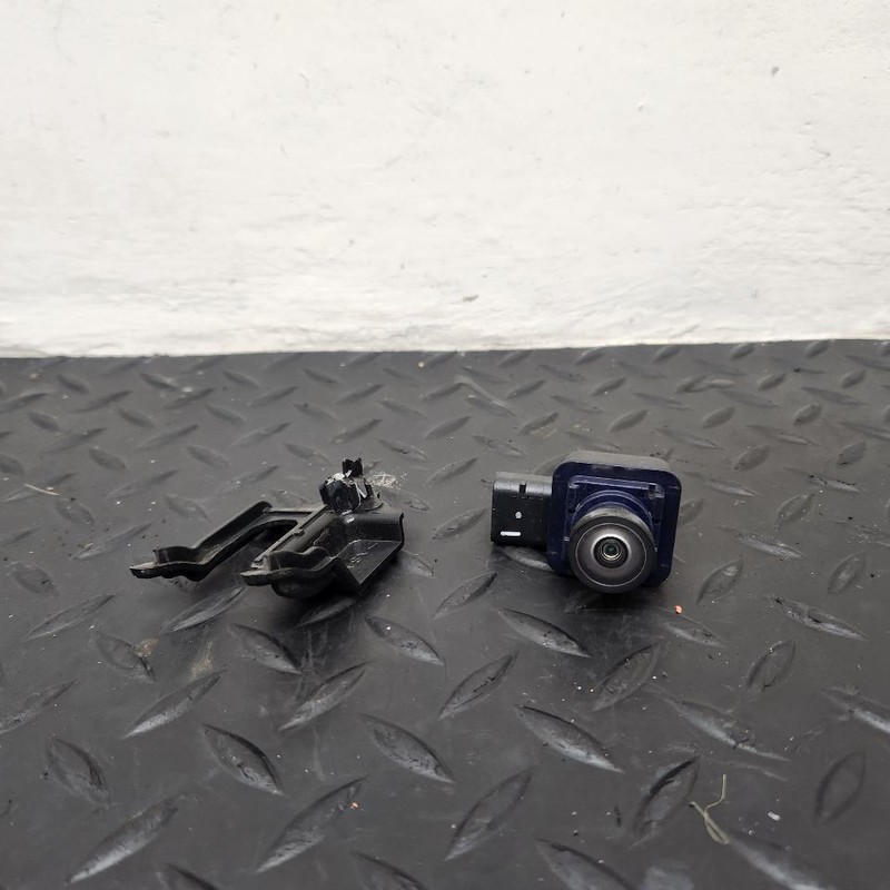 20-24 Ford Explorer Rear View Camera Gate Mounted OEM LB5Z-19G490-E