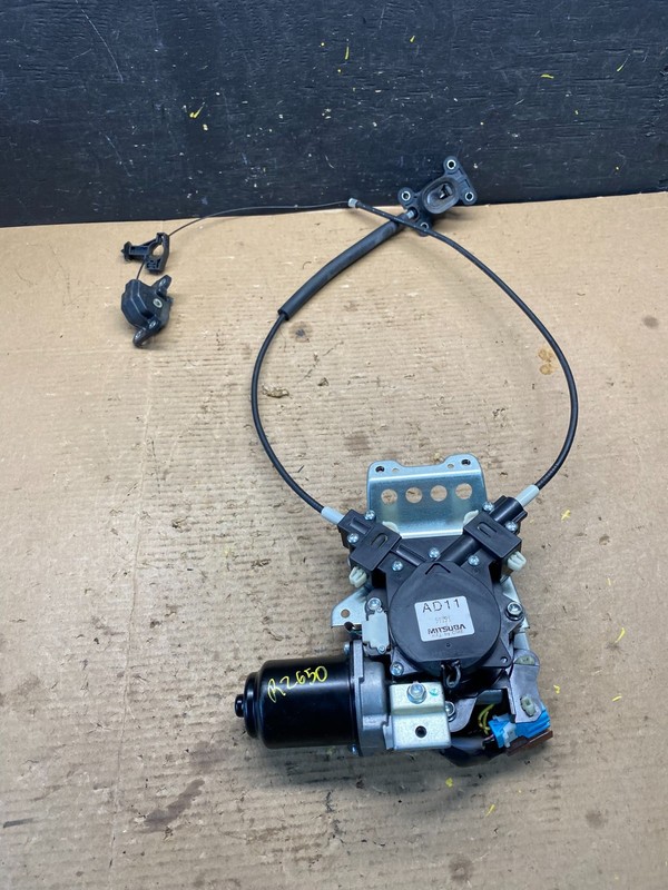 2005 - 2010 Honda Odyssey Rear Right Sliding Door Lock Actuator Motor R2650DG