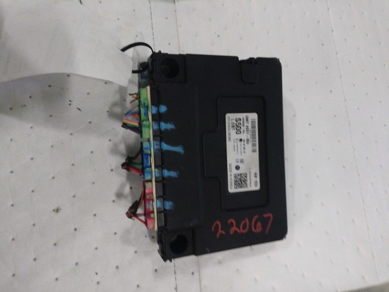 Used Body Control Module fits: 2019 Hyundai Santa fe Body Control BCM body contr