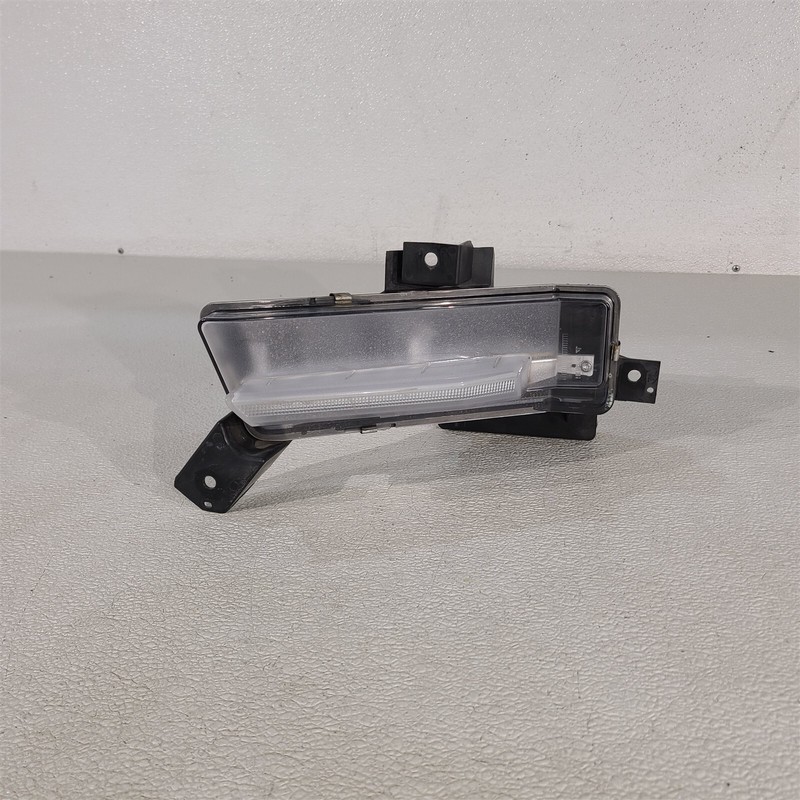 16-18 Camaro ss driver DRL daytime running ligh day time w/ module AA7467