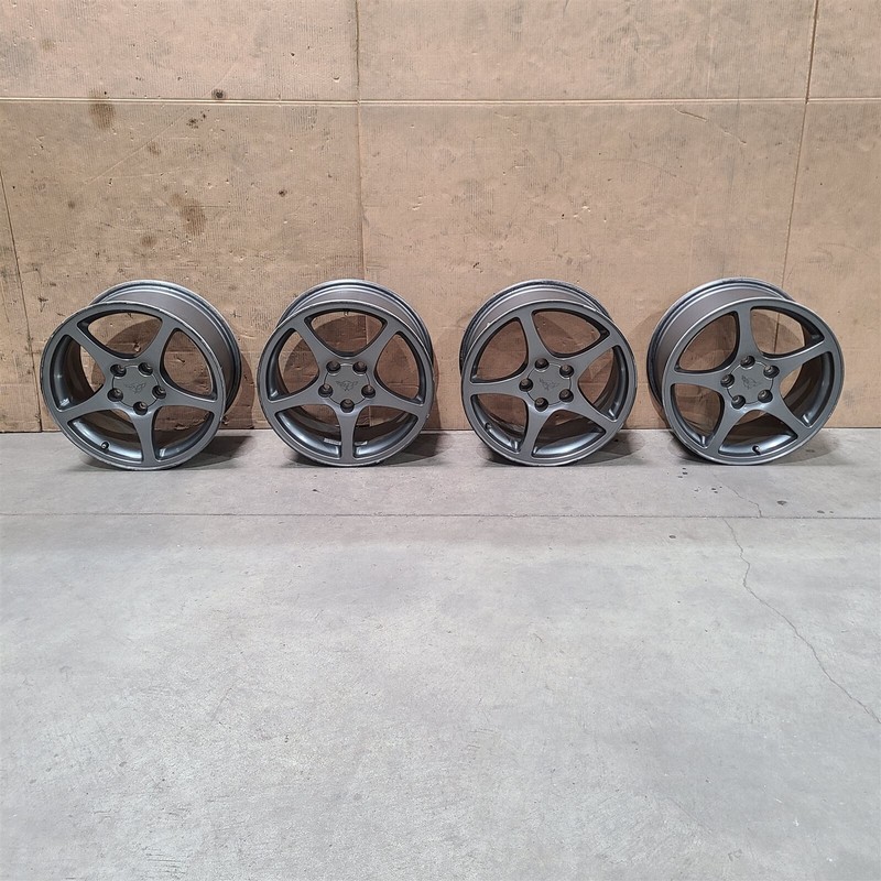 Aftermarket C5 Wheels Wheel Set 1991 Corvette C4 Aa7395