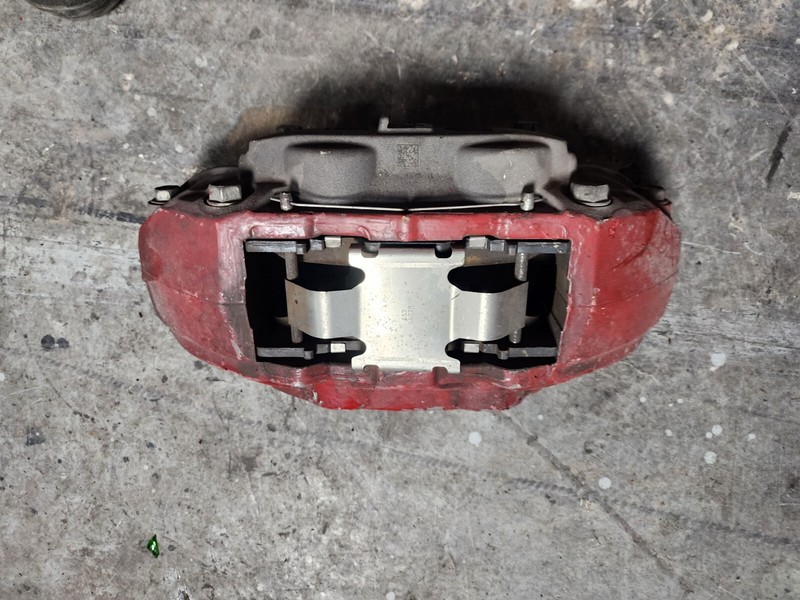 2015 2016 2017 2018 2019 2020 2021 Ford Mustang GT Right Front Brake Caliper