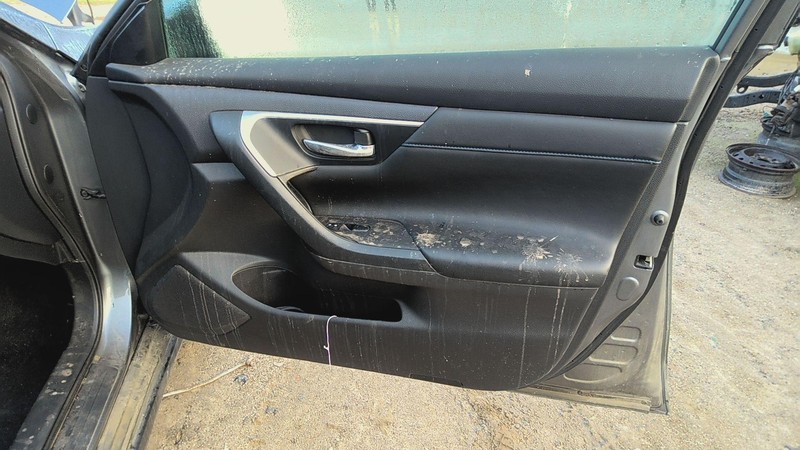 Front Door Trim Panel NISSAN ALTIMA Right 18 17 16 15 14 13