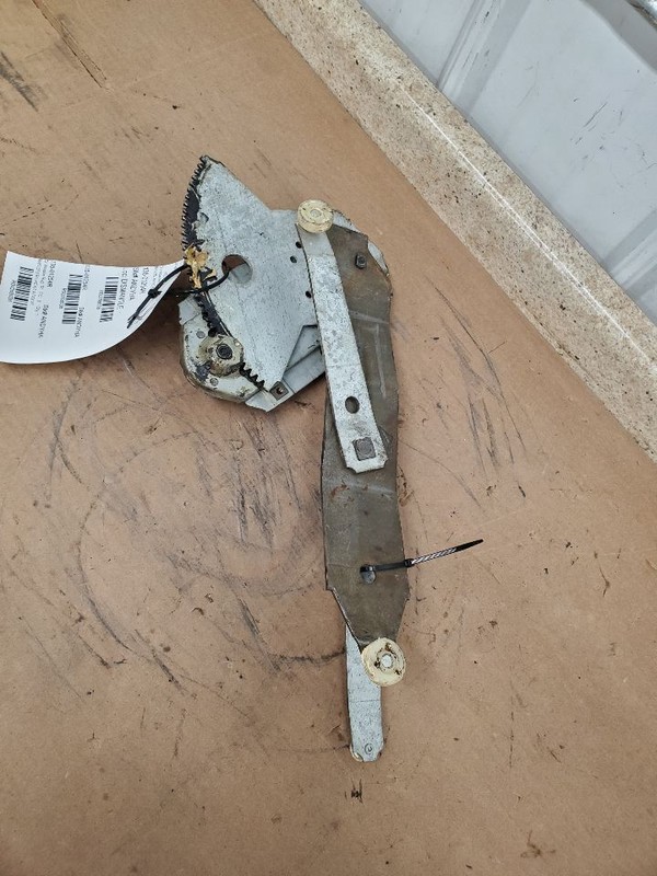 Passenger Right Rear Window Regulator Manual Sedan Fits 71-76 BUICK 288038