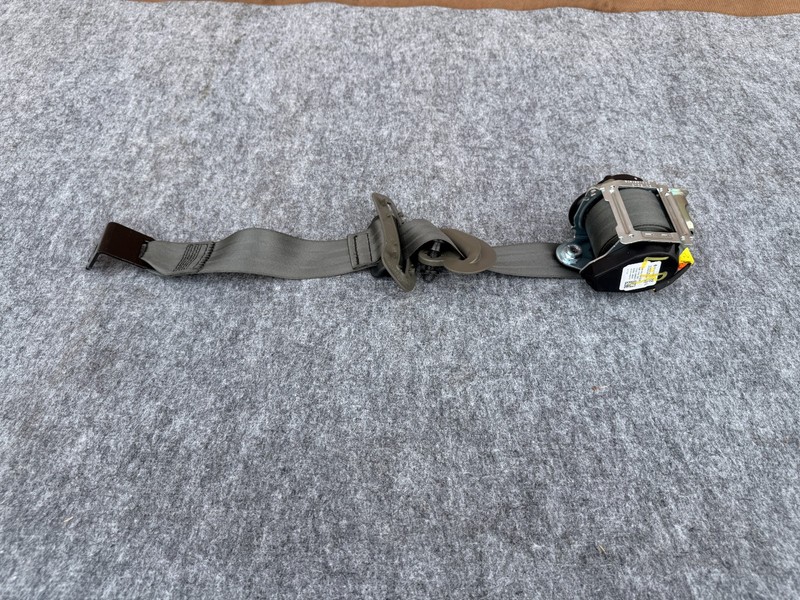 RIVIAN R1S 2022-2026 OEM REAR LEFT DRIVER SEAT BELT ASSEMBLY