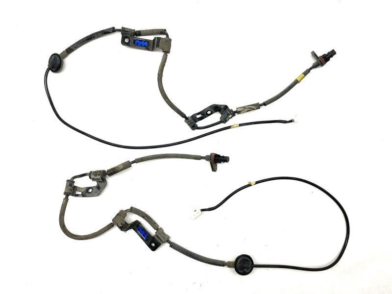 Rear ABS Wheel Speed Sensor Left and Right Fits 2007-2010 Kia Rondo 79802
