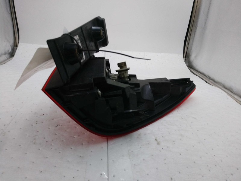 2016 Honda Pilot Left Tail Light Assembly Black OEM 7718890 124K Miles