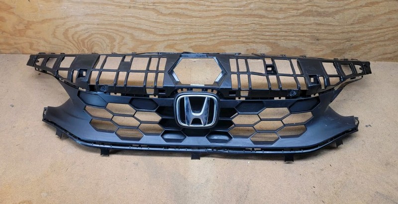 2022 2023 HONDA CIVIC Sport FRONT GRILLE With Emblem PART # 71204-T43-A01 OEM