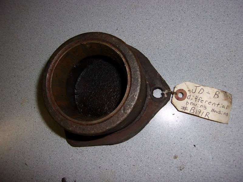John-Deere JD-B B191R Differential Bearing Housing *FREE SHIPPING*