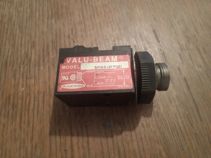 Banner SMA915FPQD VALU-BEAM Sensor