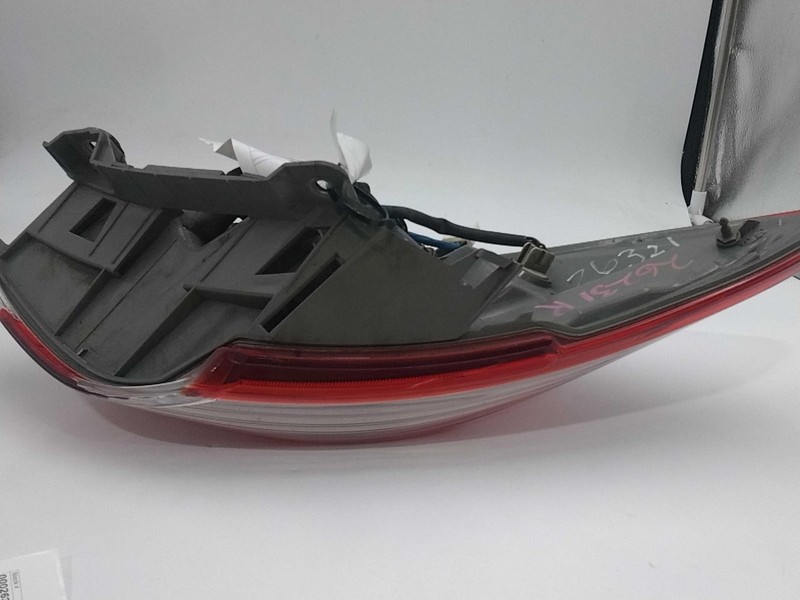 2011-2014 Nissan Murano Right Tail Light Assembly Grey OEM 162614 Used