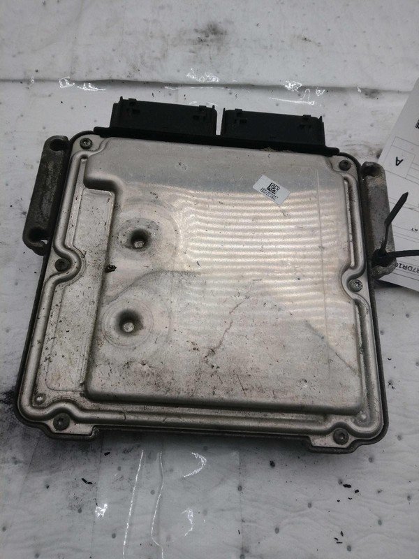 2013 Ford Fusion 1.6L Engine Control Module ECM OEM 370945 146K Miles