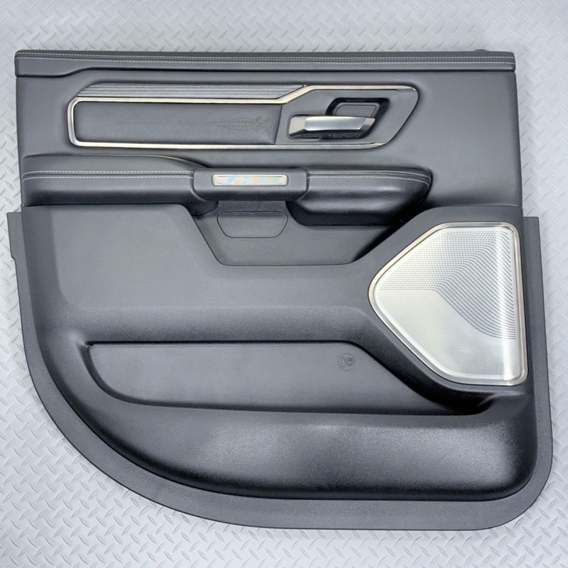 ✅ 19-26 RAM 1500 5th LIMITED CREW CAB OEM DOOR PANEL REAR LEFT DRIVER SIDE Black