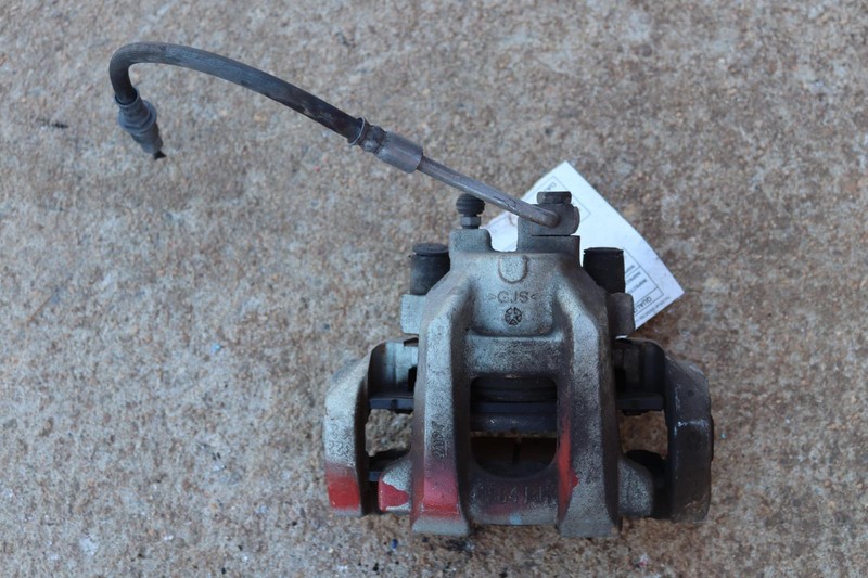 2011-2022 JEEP GRAND CHEROKEE REAR RIGHT SIDE BRAKE CALIPER OEM