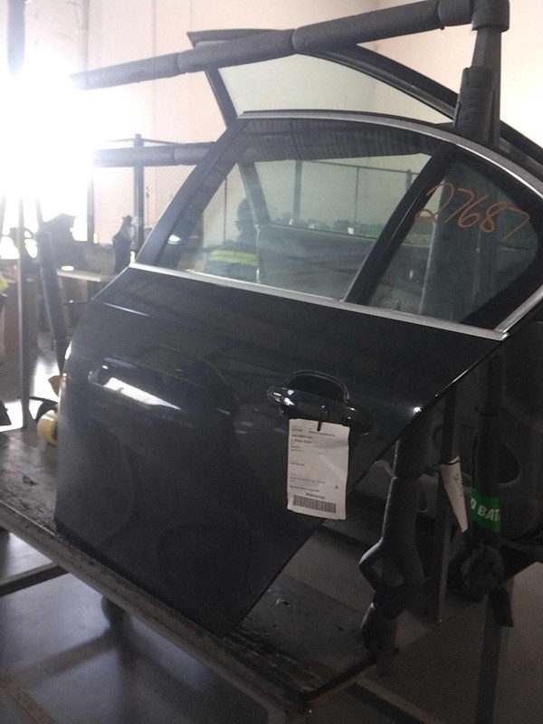 BMW 530i 2004 Left Rear Door BLACK 512740 4705