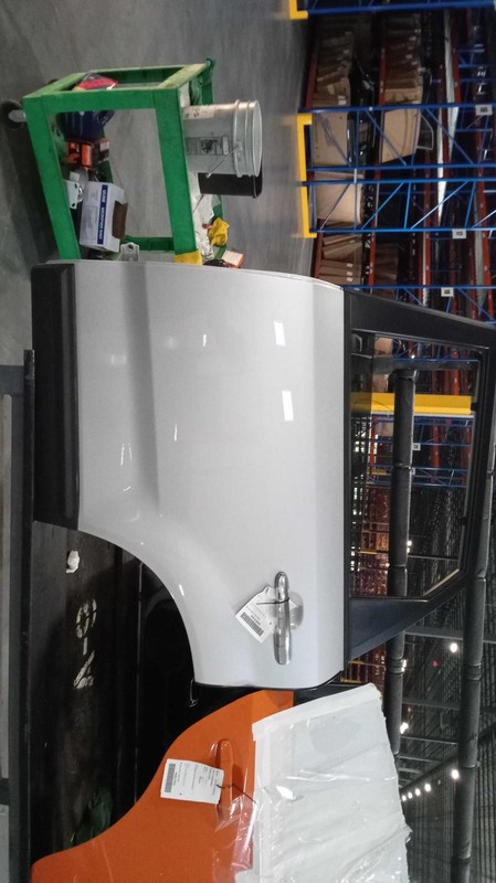 2015 KIA SORENTO Left Rear Door SILVER 684765 Used OEM 60K Miles