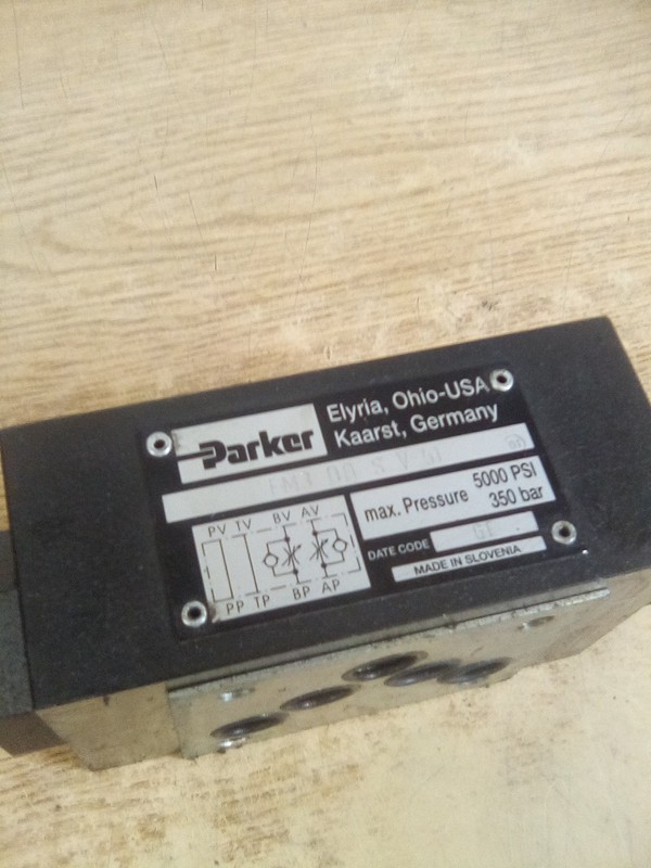 Parker FM3-DD-S-V-51 Valve