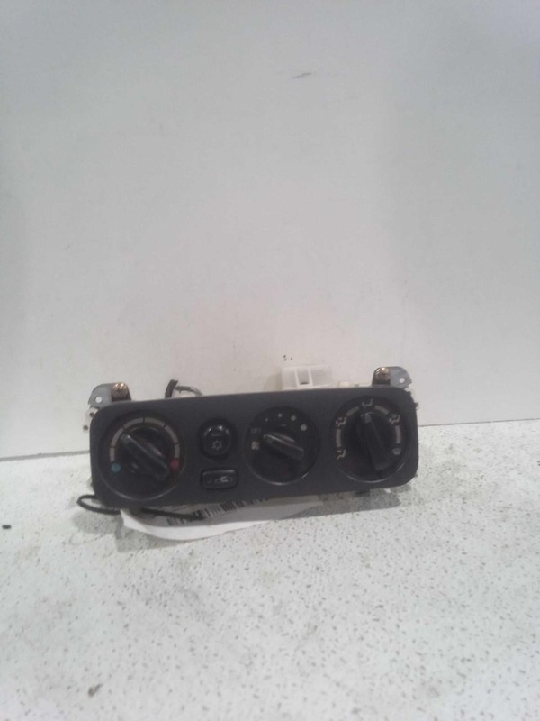 2001 Mitsubishi Montero Sport A/C Selector Switch OEM MR460759 Used Red