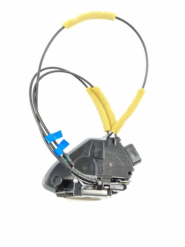 2015 Altima 4dr SV 2.5L RH Passenger Front Door Latch Part# 805003TA0B