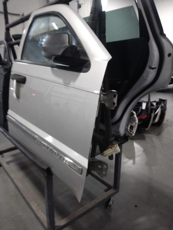 2005 Jeep Grand Cherokee Right Door Silver OEM Used 4DR SUV 653368