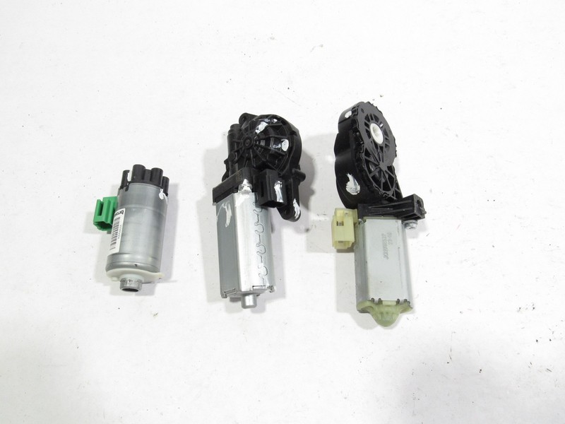 22-24 Jeep Grand Cherokee 2023 Front Left Driver Seat Track Motor Set 3 PCS ;:A