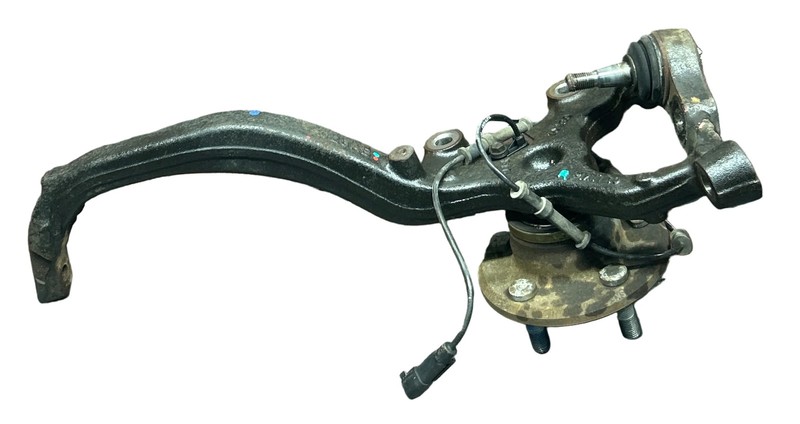 05-14 CHALLENGER/CHARGER/300 SRT8 FRONT RIGHT SUSPENSION SPINDLE KNUCKLE BREMBO