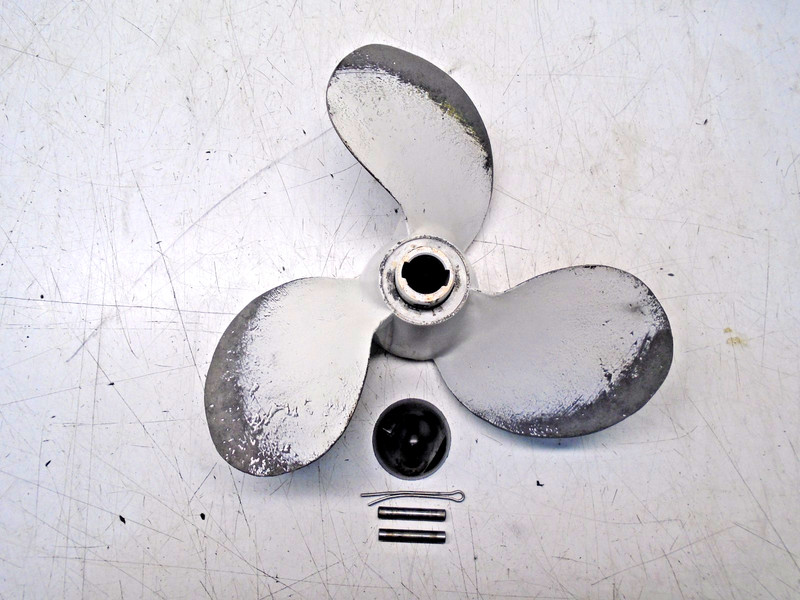 K1 1962 Gale Montgomery Ward Outboard 40 hp Propeller Prop