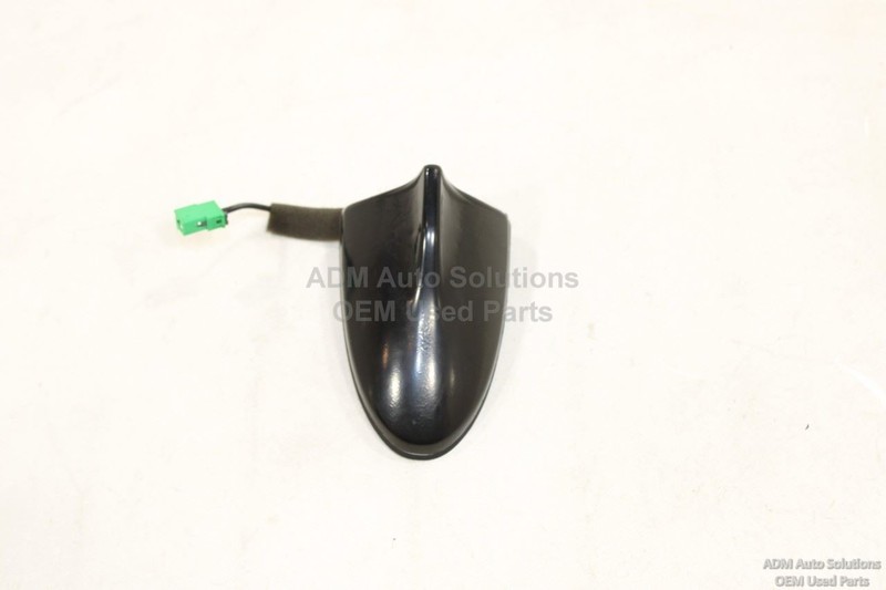 2017-2022 INFINITI Q60 SHARK FIN RADIO ANTENNA 19-AV25A OEM