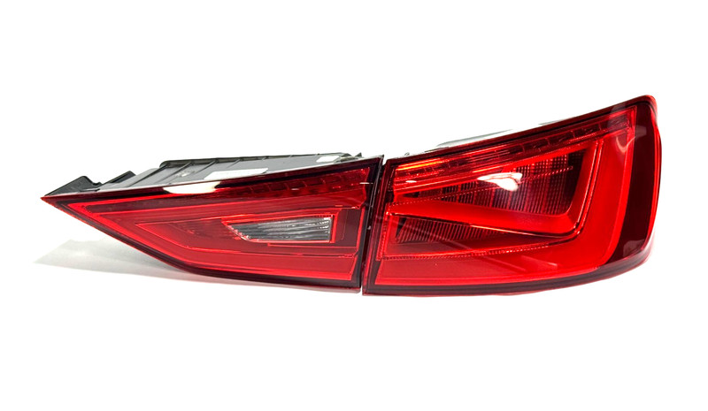 📌 15-16 AUDI A3 REAR RIGHT TAIL LIGHT LAMP ASSEMBLY 8V5945093 / 8V5945096C OEM