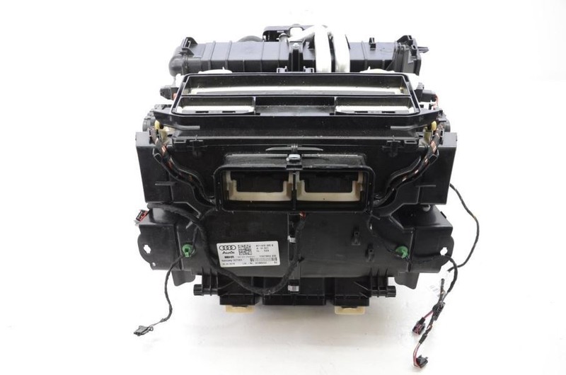 2015-2018 Porsche Macan 2.0L Heater Core and Evaporator with Housing 8T1816005B
