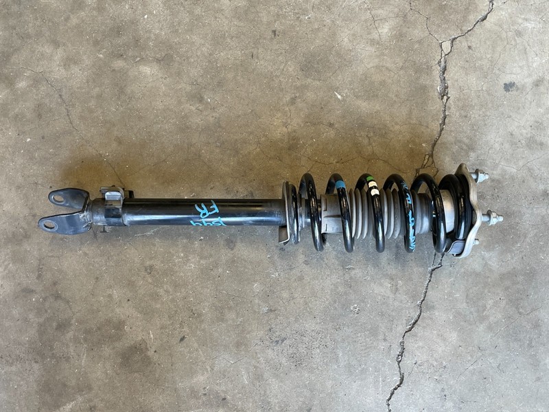 15 16 17 18 Mercedes C300 Front Right Pass Shock Strut Absorber RWD 1599 OEM