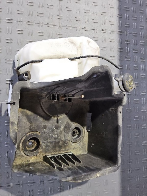 Wash Reservoir Fits 09-14 FORD F150 PICKUP 3597270