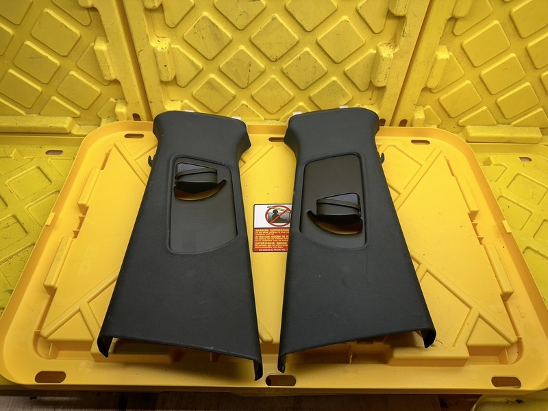 2013-2017 Audi Q5 Pillar Set 8R0867293 OEM Front Right Left Upper