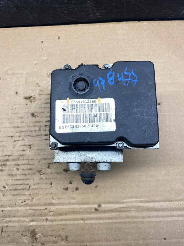 2009 Dodge Durango ABS Anti Lock Brake Pump OEM AE2086 DW