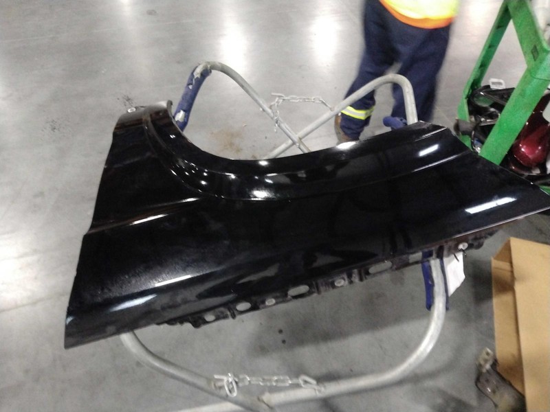 2014 Mercedes-Benz GL-Class Left Fender Black OEM 55805 Used 104K Miles