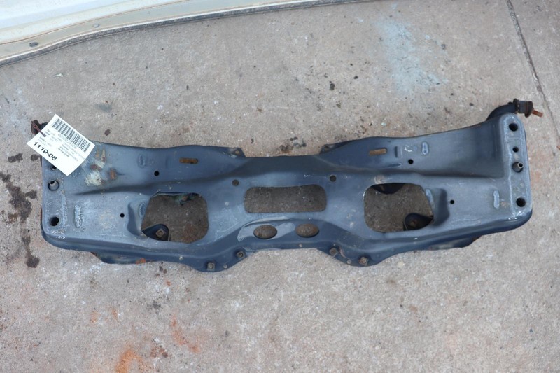 2015-2016 SUBARU IMPREZA 2.0L FRONT ENGINE CROSSMEMBER SUBFRAME W/ SWAY BAR OEM