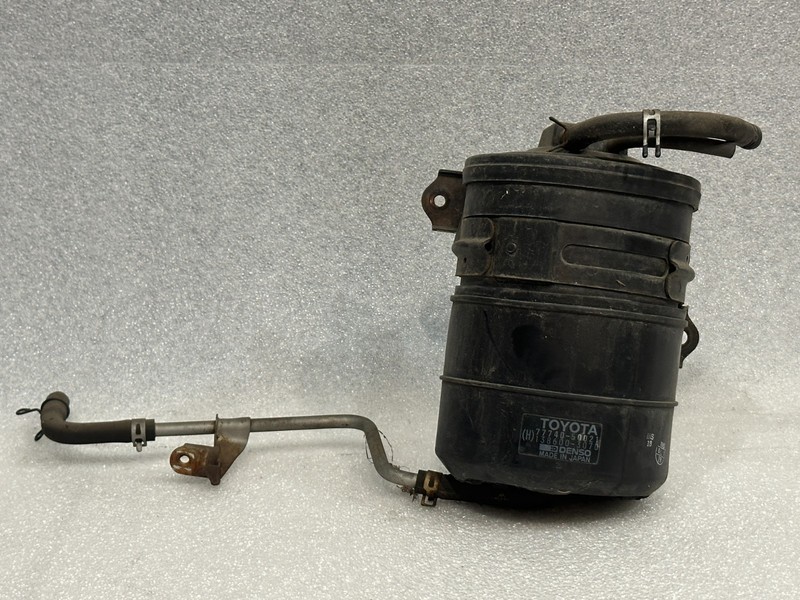 Lexus LS400 Sedan, Fuel Vapor Canister, 1990-1993, 4.0L.V8, 1UZFE, 77740-50021