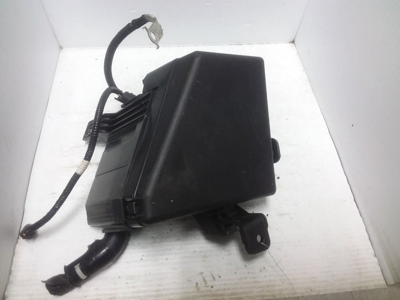 Fuse Junction Box Engine Left Hand Engine Compartment Fits 21-22 XV CROSSTREK