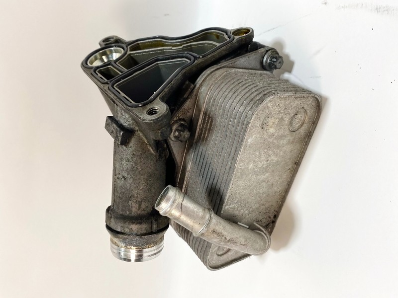 14-20 BMW SERIES 428XI F32 COUPE ENGINE MOTOR OIL FILTER HOUSING W/ COOLER OEM